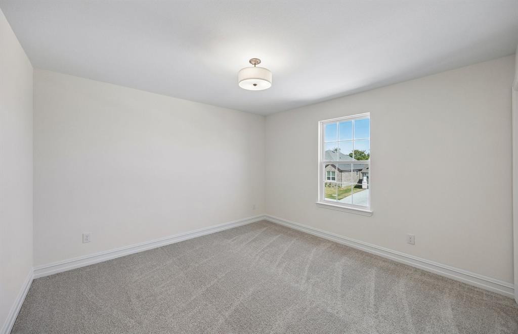425 Avian Way Property Photo 21