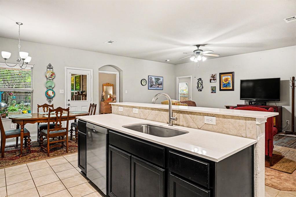 1327 Lanius Street Property Photo 3