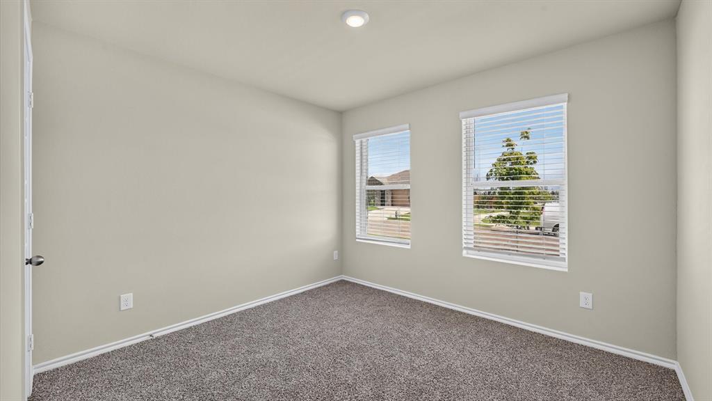 2217 Bakersfield Drive Property Photo 9