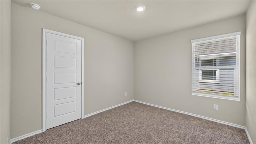2217 Bakersfield Drive Property Photo 13