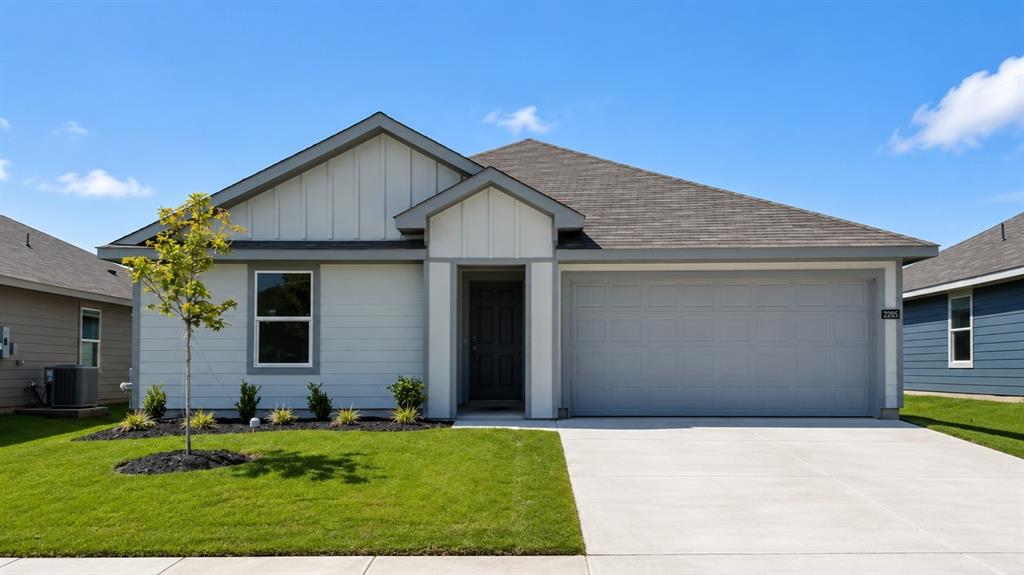 2205 Bakersfield Drive Property Photo 1