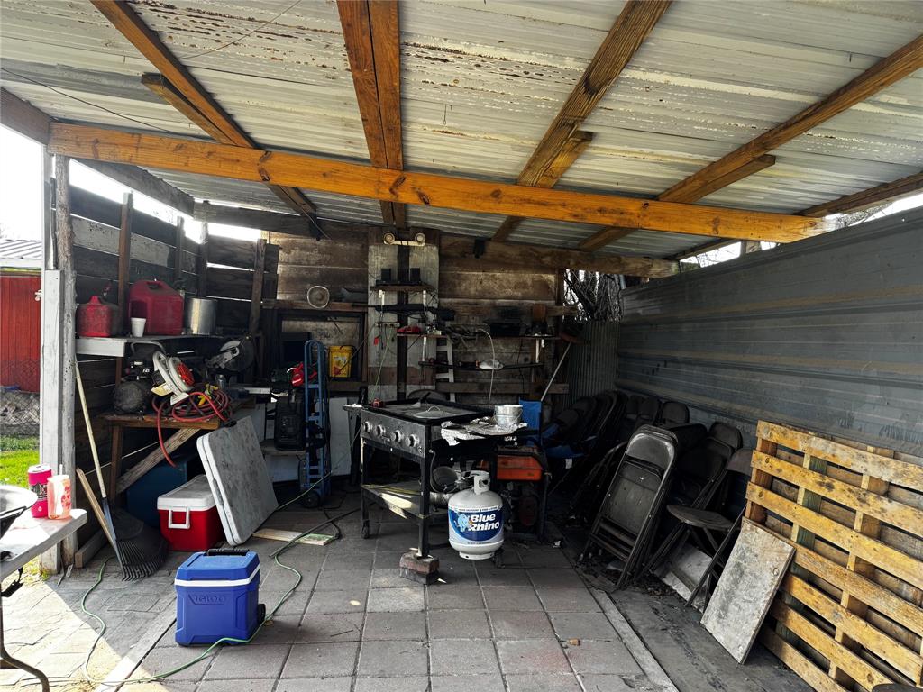 108 N Ellis Ave Avenue Property Photo 4