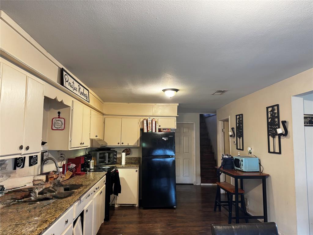 108 N Ellis Ave Avenue Property Photo 14