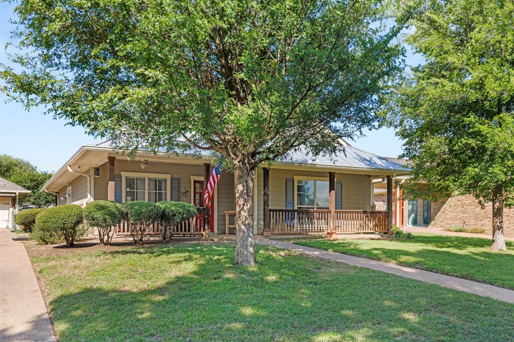 10609 Aquilla Trail Property Photo 3