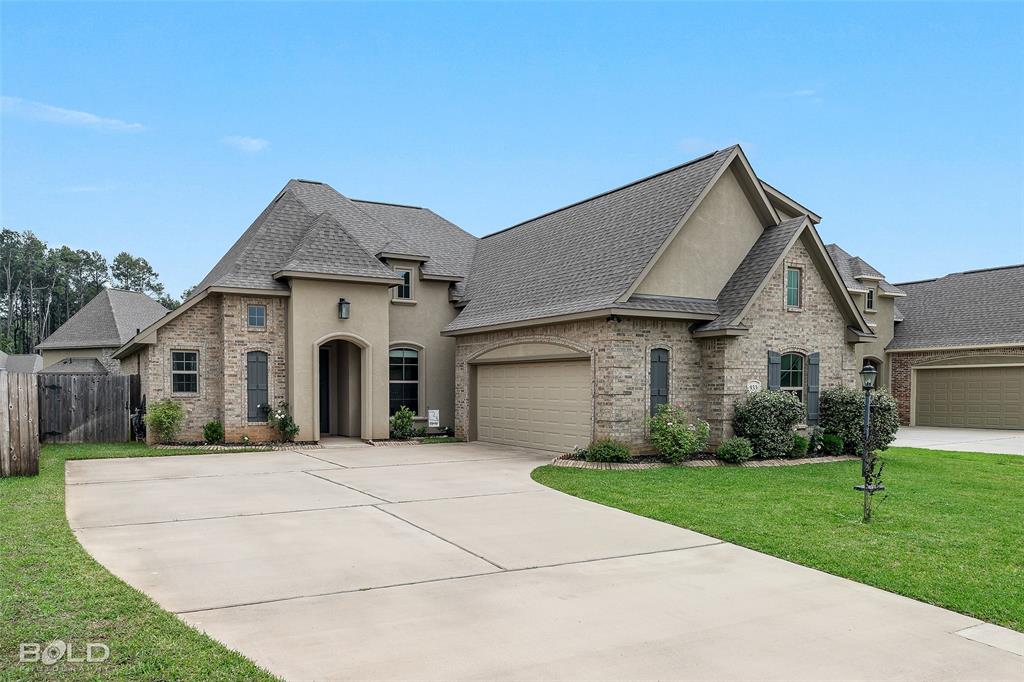933 Antler Drive Property Photo 4