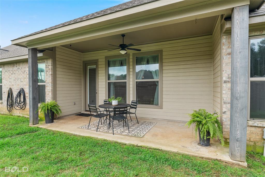 933 Antler Drive Property Photo 39