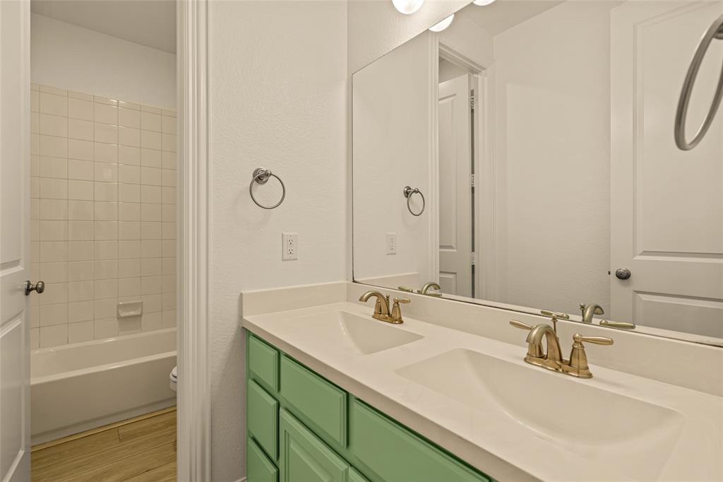 6631 Roughleaf Ridge Road Property Photo 31