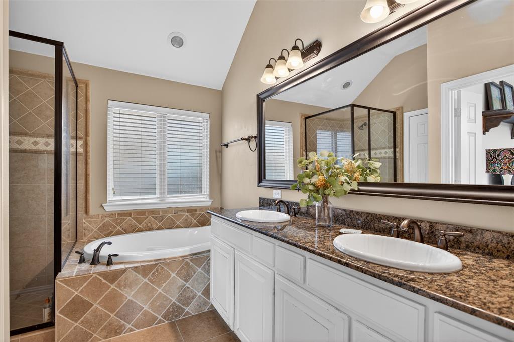 1013 Somerset Circle Property Photo 11