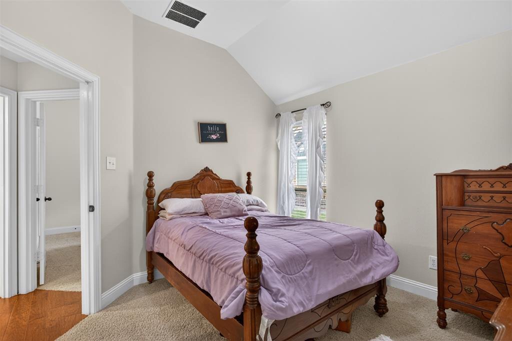 1013 Somerset Circle Property Photo 12