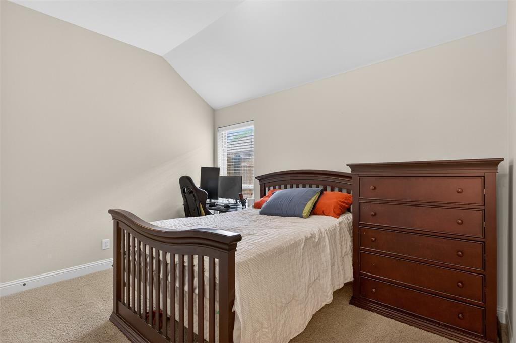 1013 Somerset Circle Property Photo 15