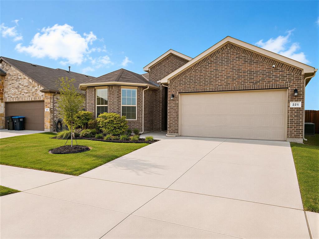 221 Oldcastle Way Property Photo 1