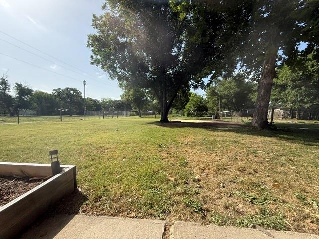 750 W Lingleville Rd Property Photo 12