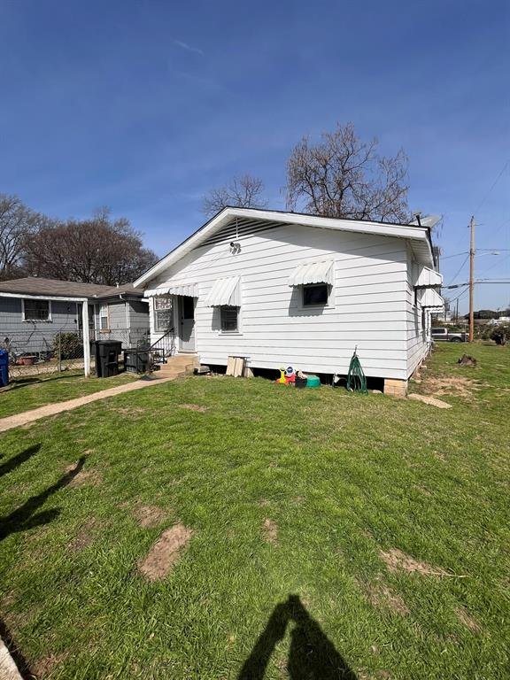3201 Desoto Street Property Photo 5