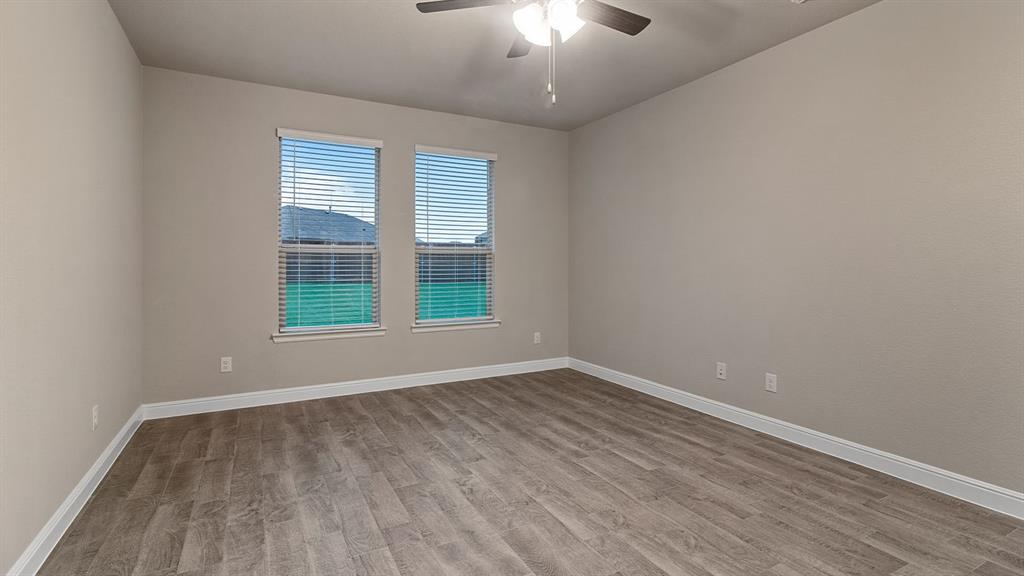 1412 Canterbury Trail Property Photo 8