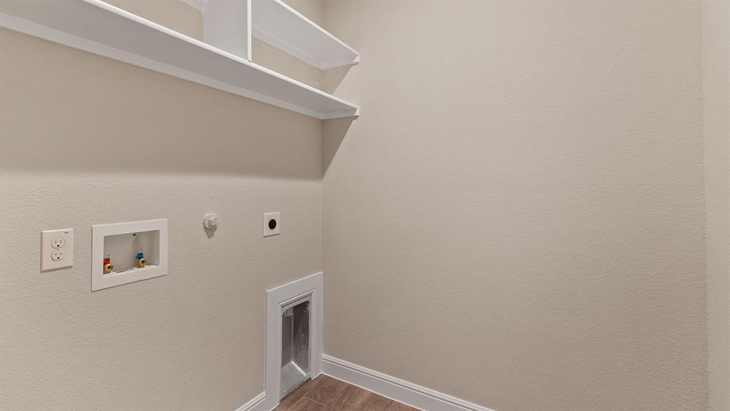 1412 Canterbury Trail Property Photo 20