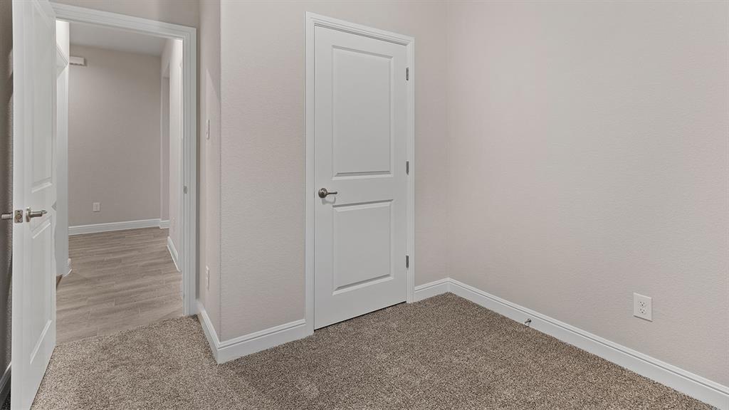 1412 Canterbury Trail Property Photo 22