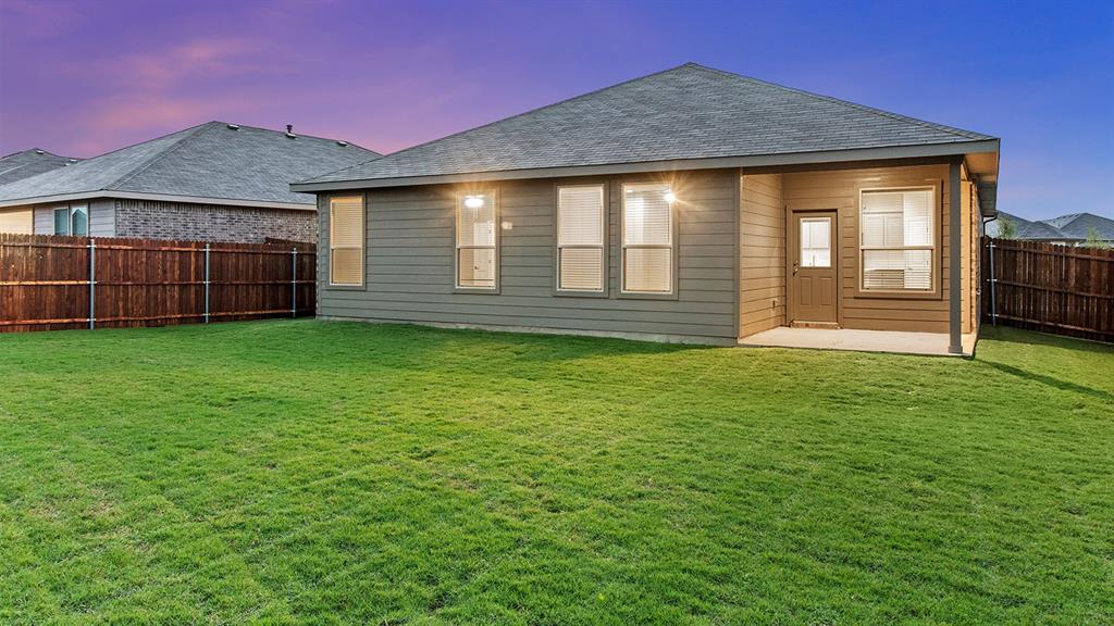 1412 Canterbury Trail Property Photo 23