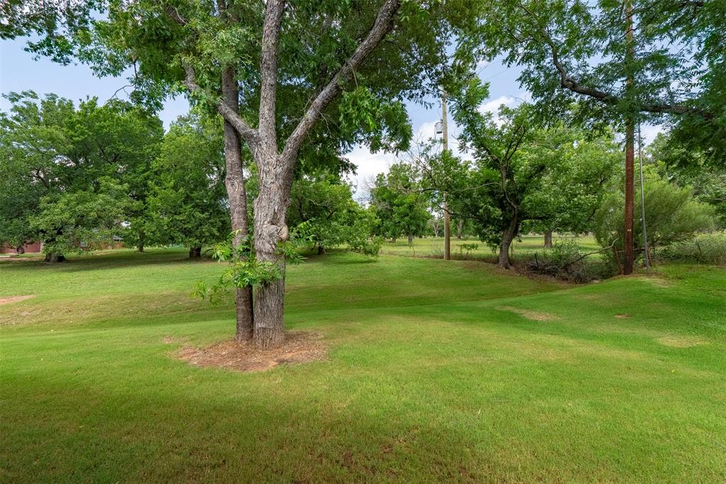 10301 Ravenswood Road Property Photo 7