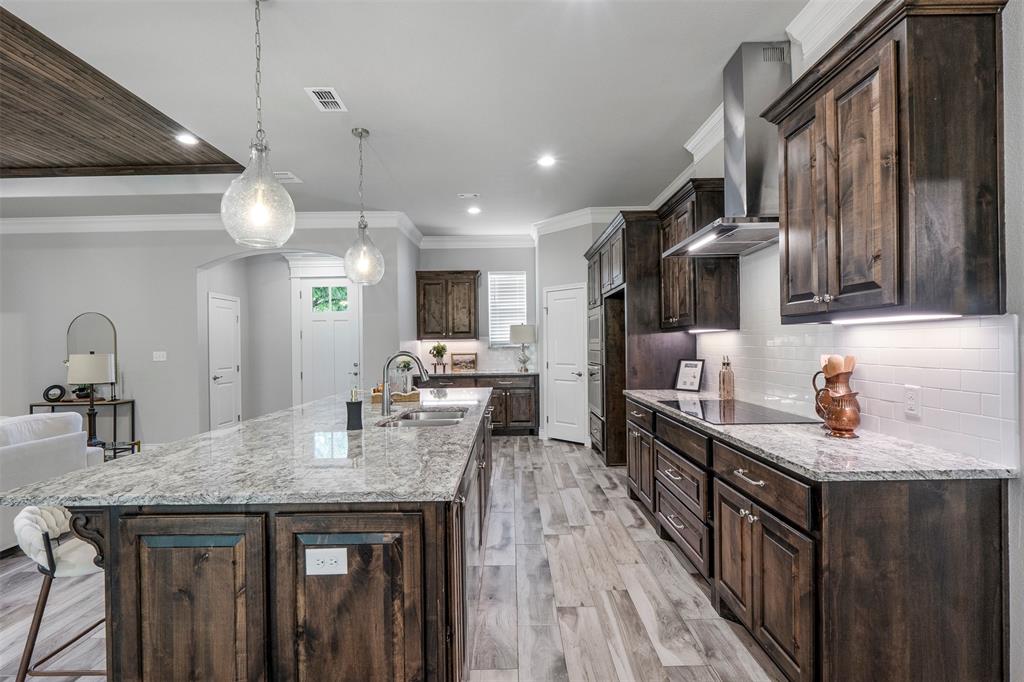 10301 Ravenswood Road Property Photo 17
