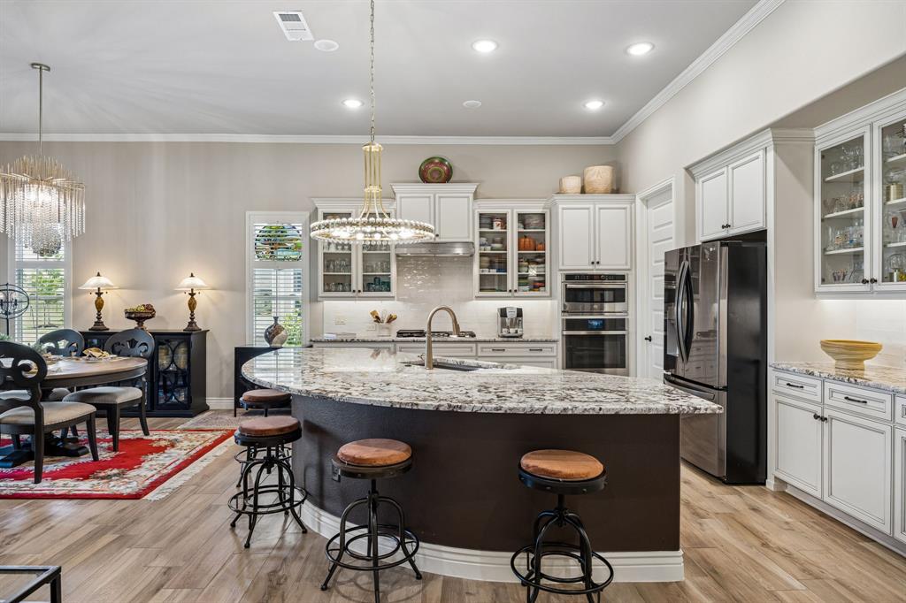 8412 Cocobolo Drive Property Photo 5