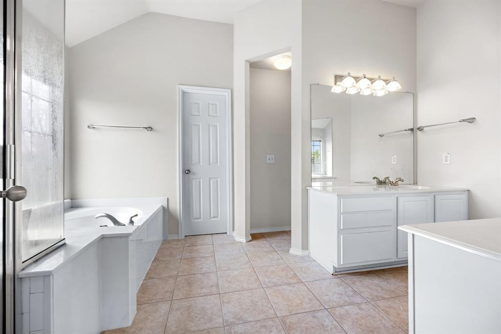 4116 Walnut Creek Court Property Photo 21