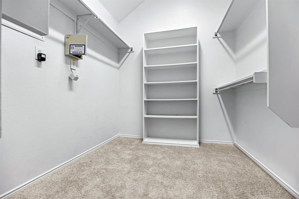 4116 Walnut Creek Court Property Photo 24