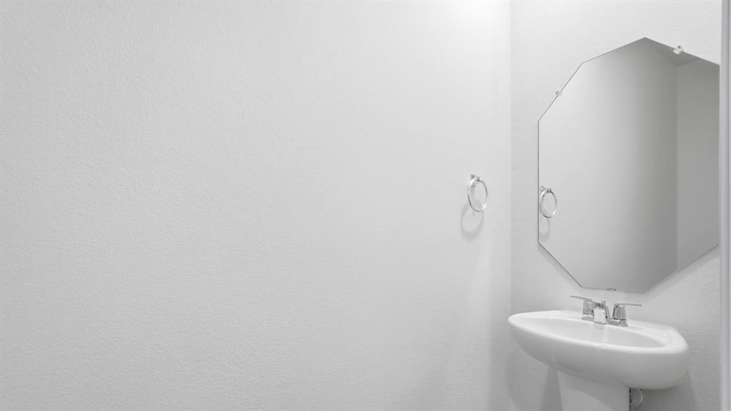 214 Arbor Drive Property Photo 1