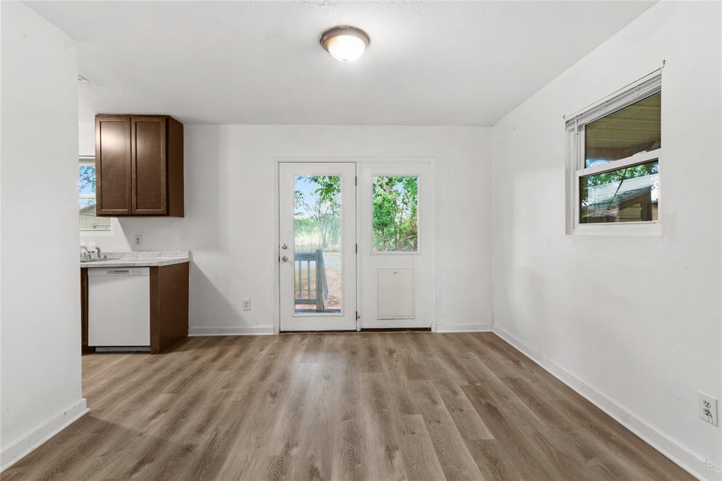 6301 Sydney Drive Property Photo 7