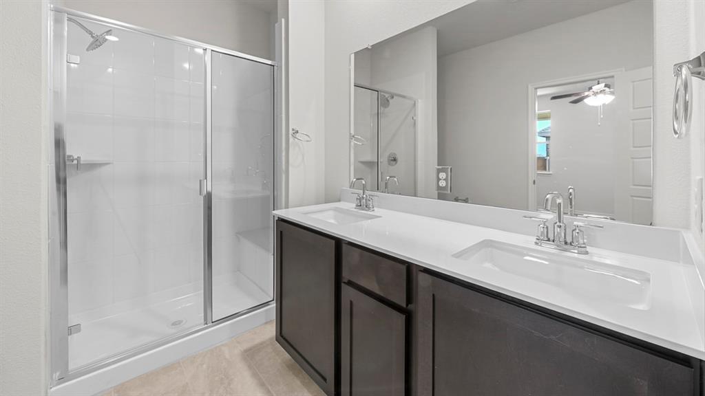 2501 Eagle Mountain Way Property Photo 2
