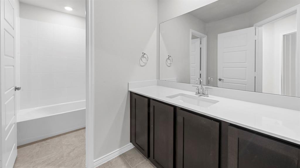 2501 Eagle Mountain Way Property Photo 5