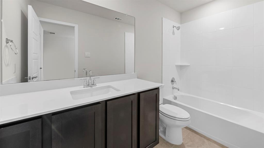 2501 Eagle Mountain Way Property Photo 6