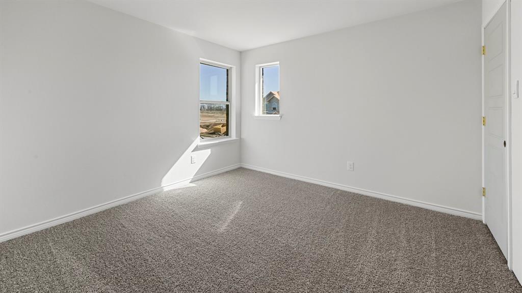 2501 Eagle Mountain Way Property Photo 8