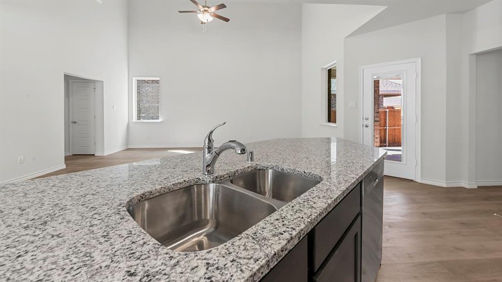 2501 Eagle Mountain Way Property Photo 22