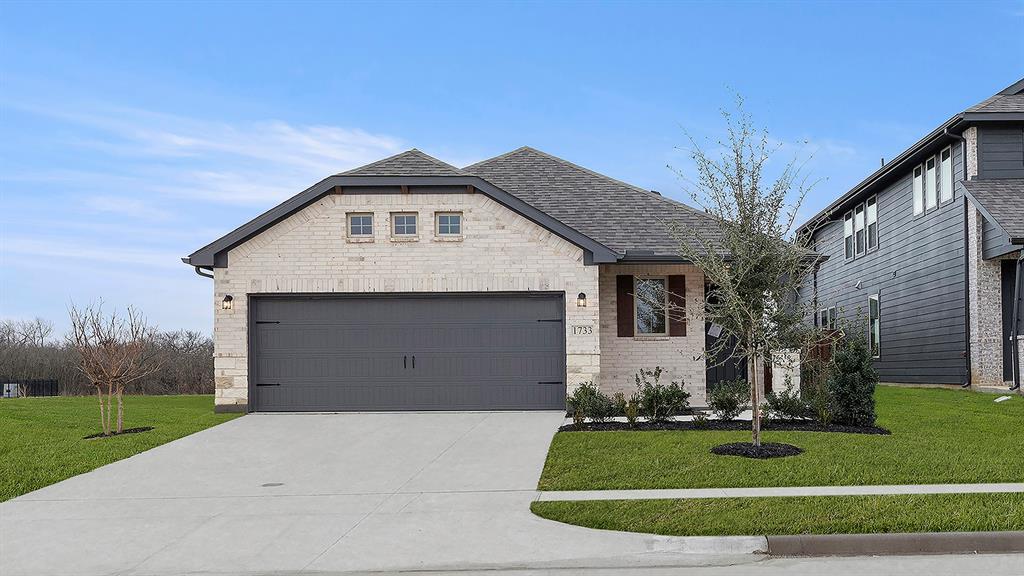 767 Gentle Bird Drive Property Photo 1