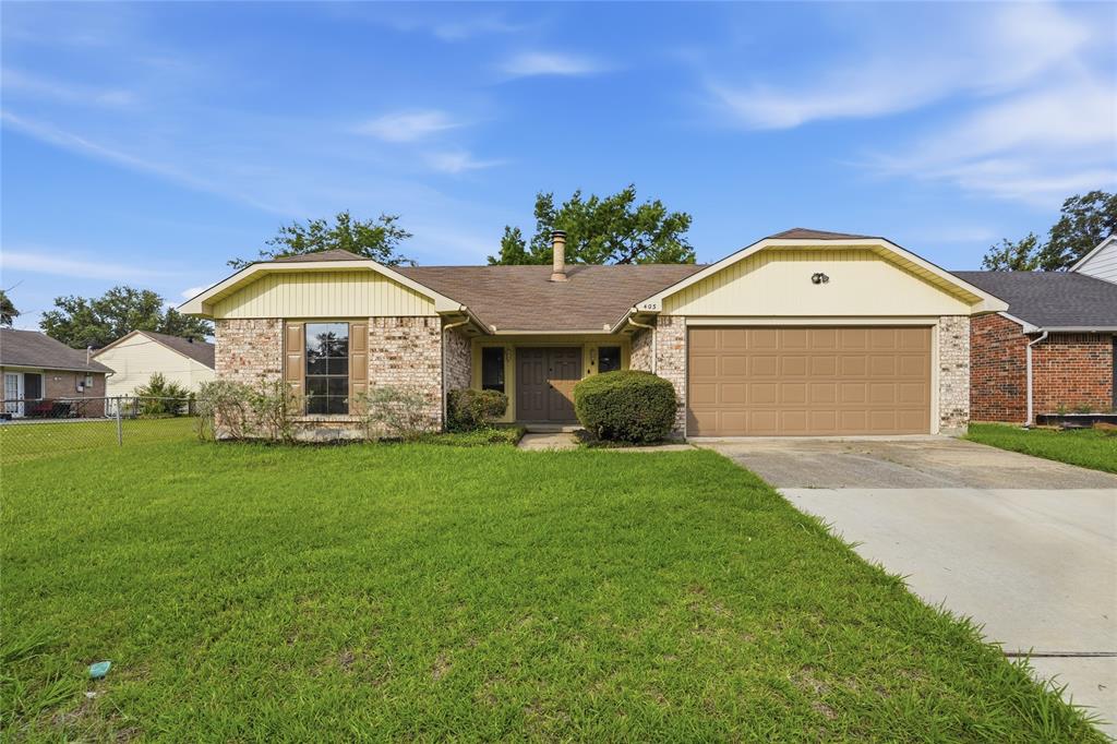 403 Redbud Drive Property Photo 1