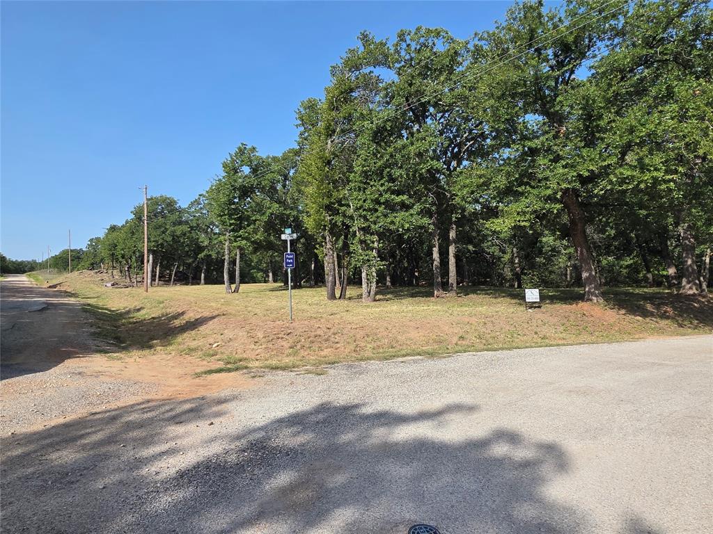 102 Bandera Drive Property Photo 2