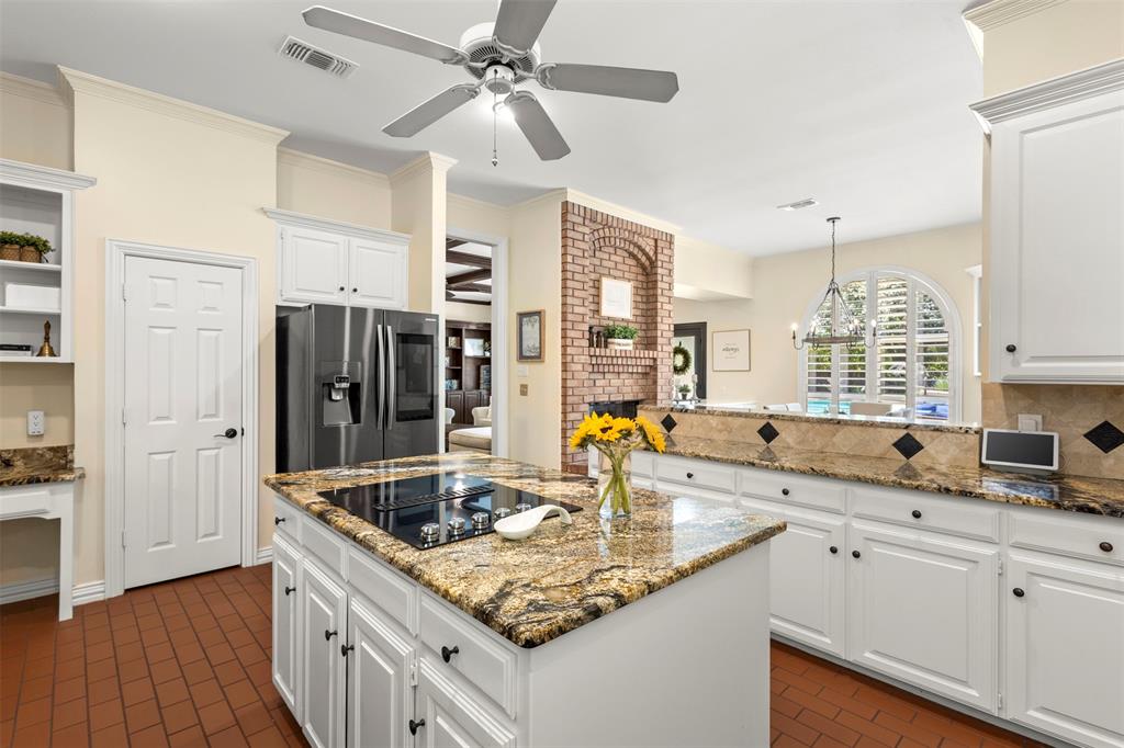 8 Park Place Property Photo 14
