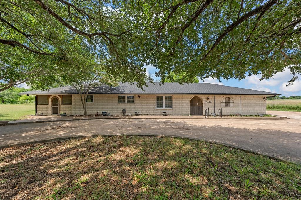 5444 OLD LORENA Road Property Photo 1