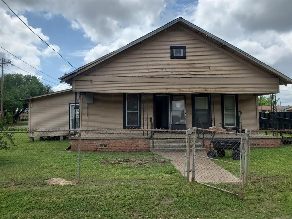 414 Barker Street Property Photo 1