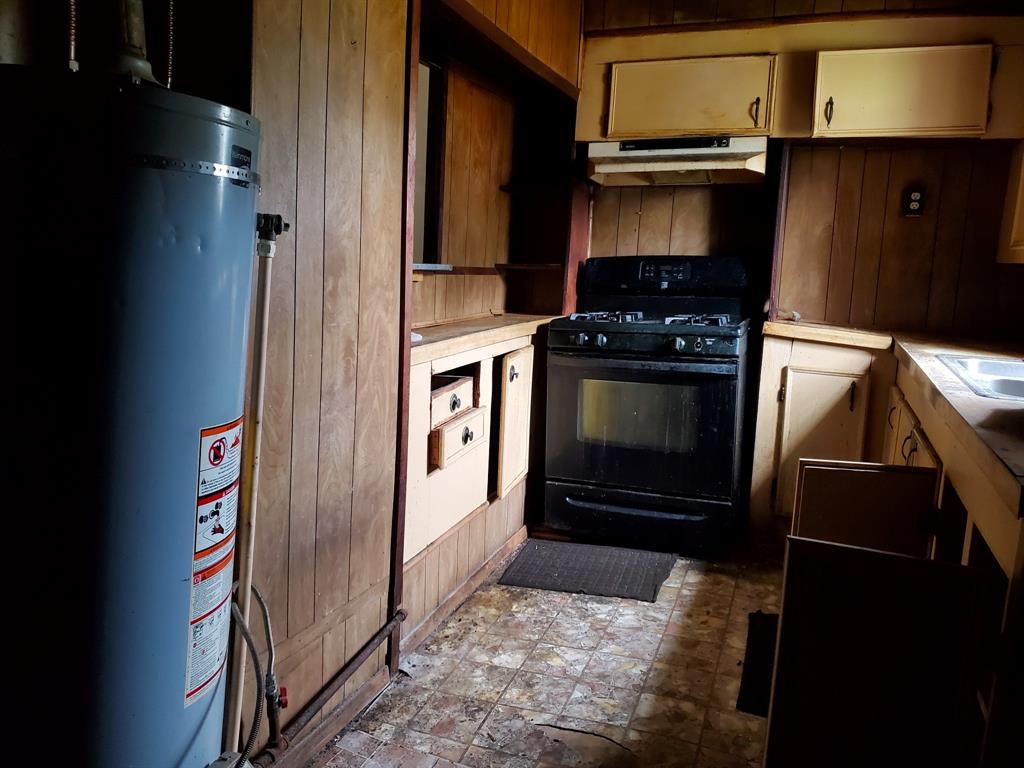 414 Barker Street Property Photo 4