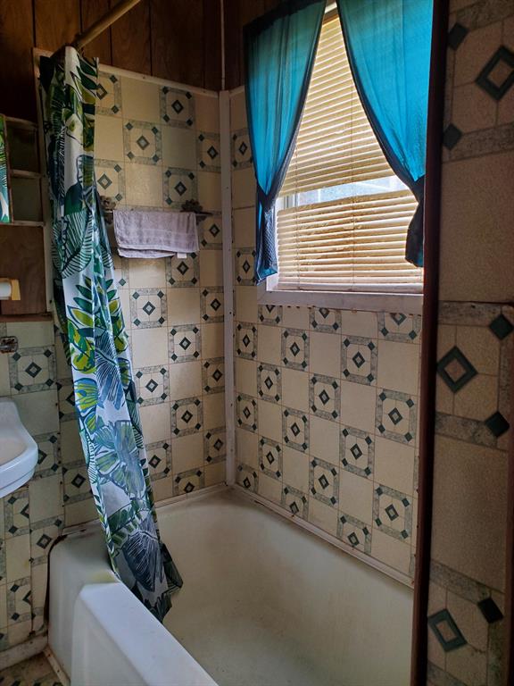 414 Barker Street Property Photo 6
