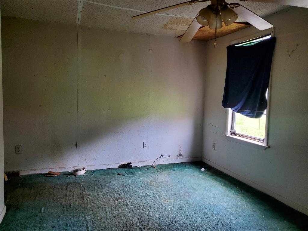414 Barker Street Property Photo 8