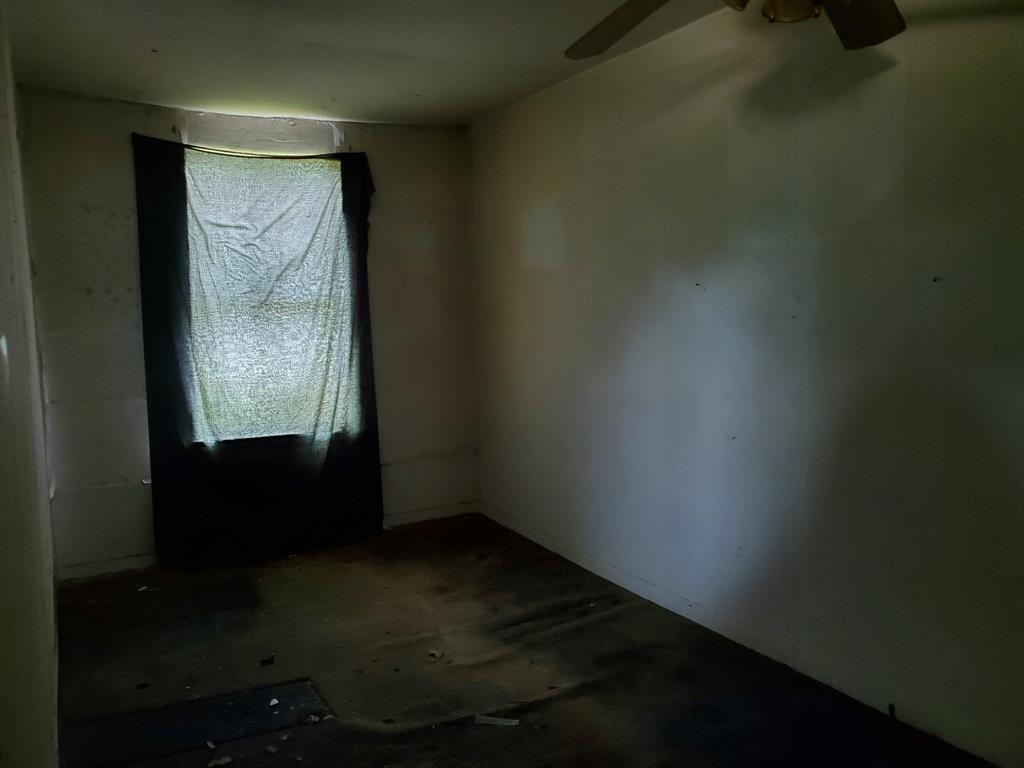 414 Barker Street Property Photo 10