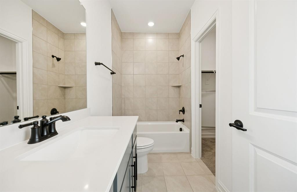 11169 Roxburgh Road Property Photo 18