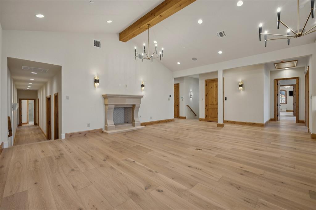 16 Catalonia Drive Property Photo 9