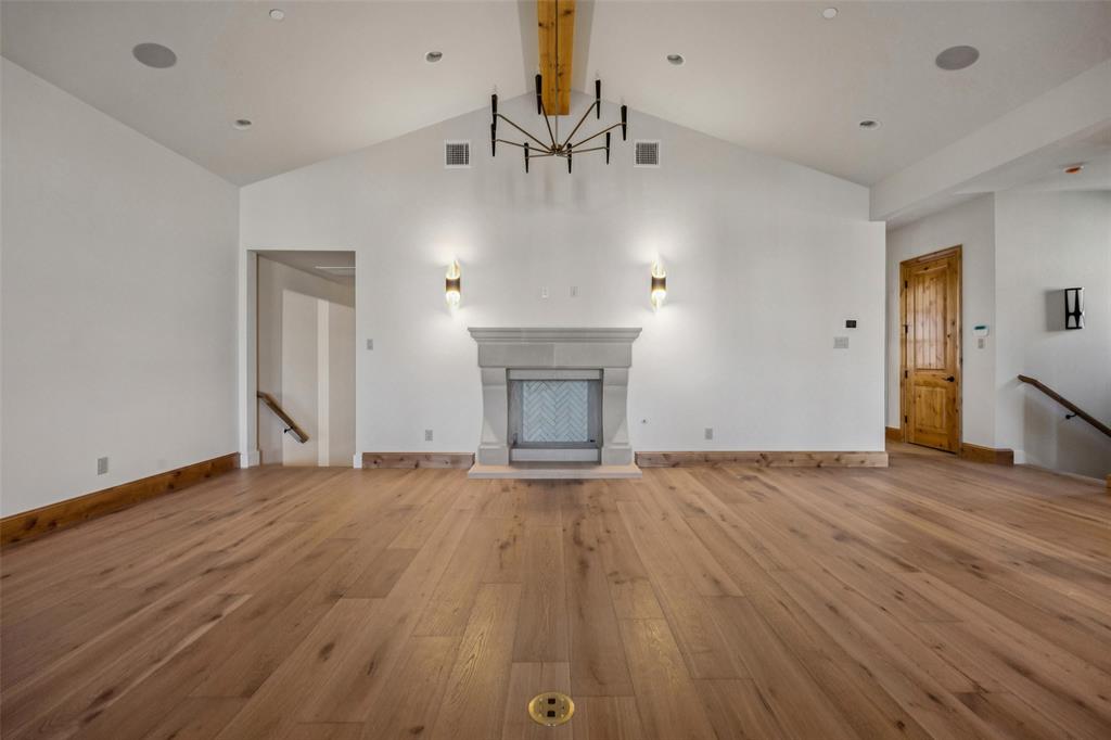 16 Catalonia Drive Property Photo 10