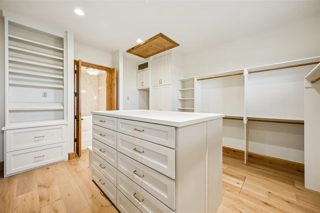 16 Catalonia Drive Property Photo 21