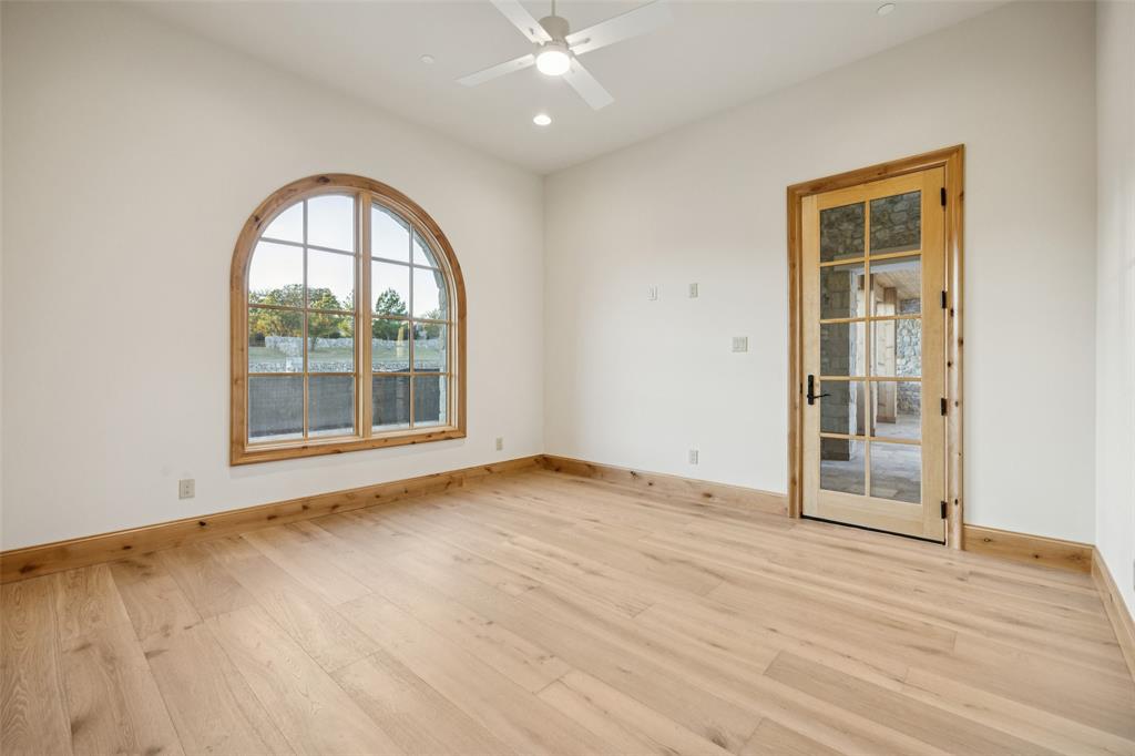 16 Catalonia Drive Property Photo 26