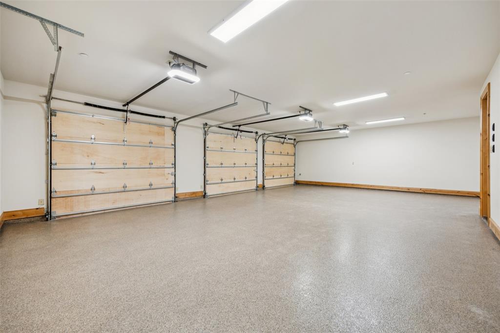 16 Catalonia Drive Property Photo 34