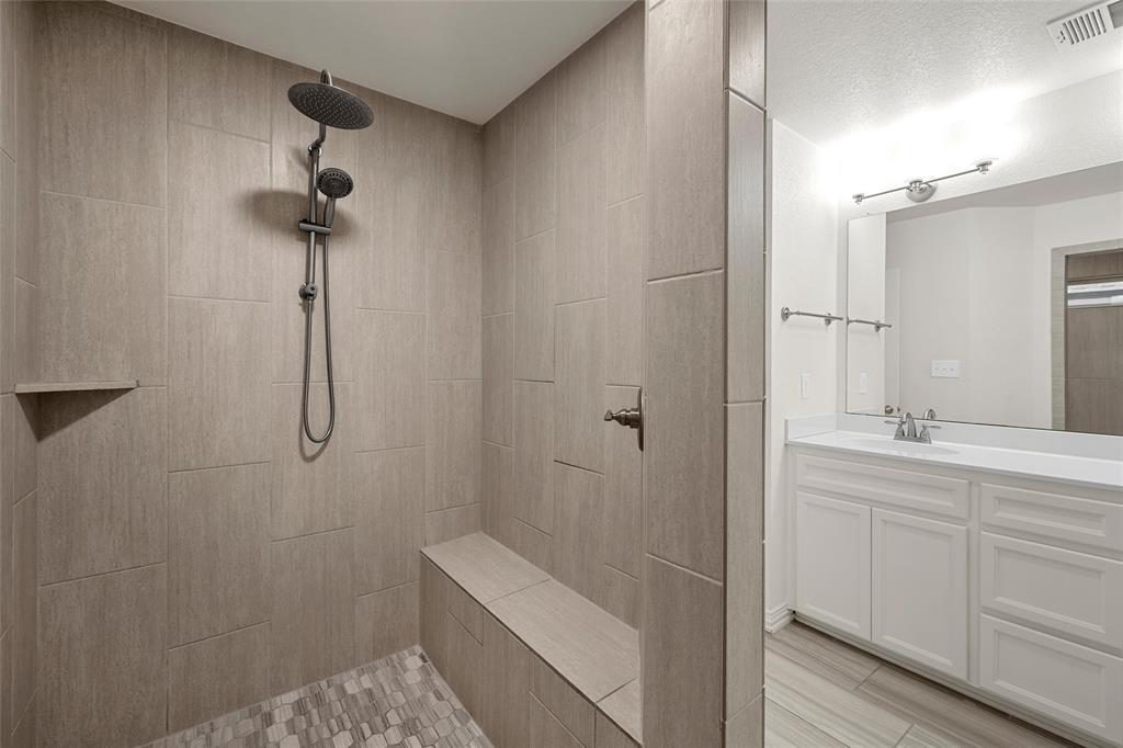 2515 Paisley Drive Property Photo 24